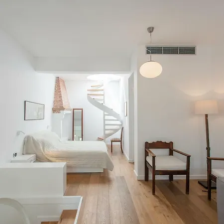 Sirri House Tatil Evi *