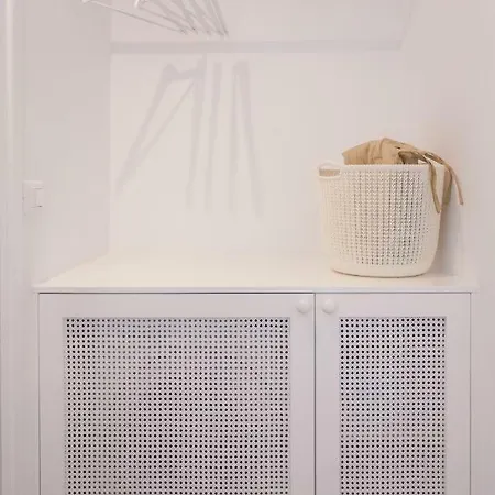Sirri House 펜션 하니아